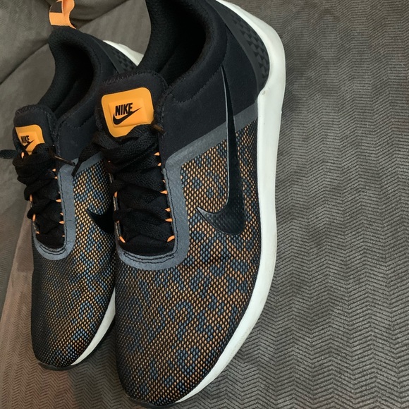 Nike Athletic Shoes - Picture 2 of 3